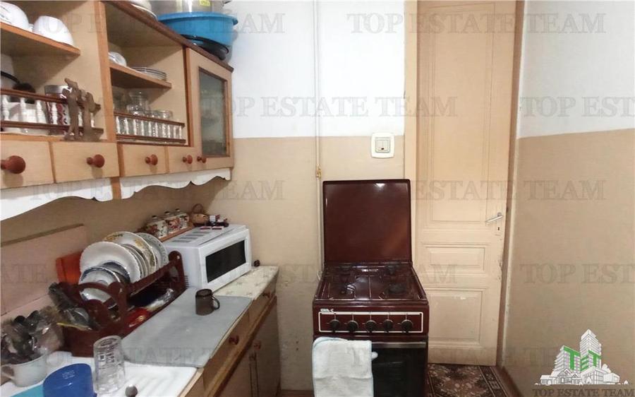 Casa de vanzare in zona Mantuleasa