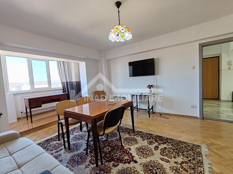 Apartament cu 3 camere, 80 mp, 2 bai, zona Centrala (Piata Cipariu)