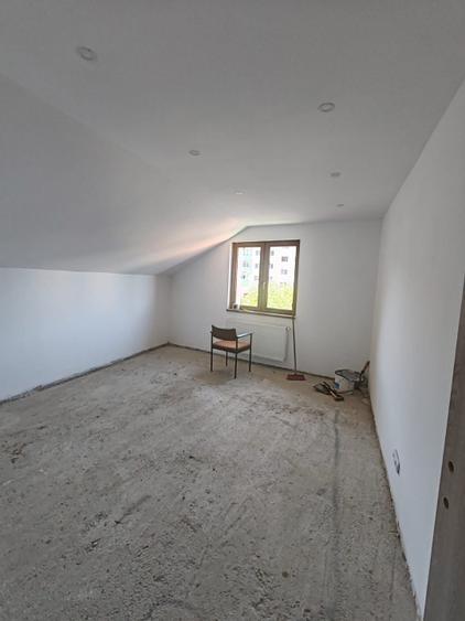 Casă 240 mp, mobilată și gata de locuit, zona Baia Sprie - Central