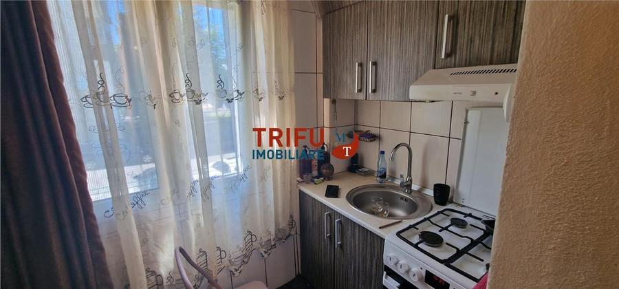 Apartament 2 camere de vanzare zona Cetate