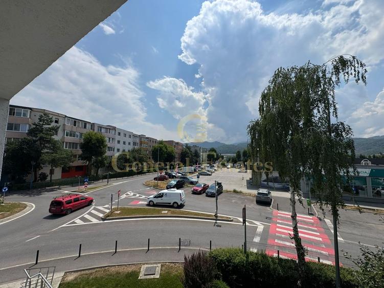 Apartament 4 camere de închiriat | 98 mp | Avantgarden 1 - 14