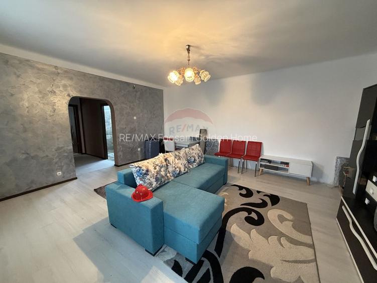 Casă renovata cu teren 5000 mp Popesti - 9