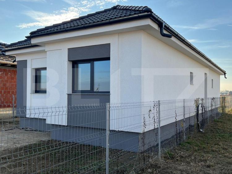 Casă la cheie cu 4 camere, 80 mp