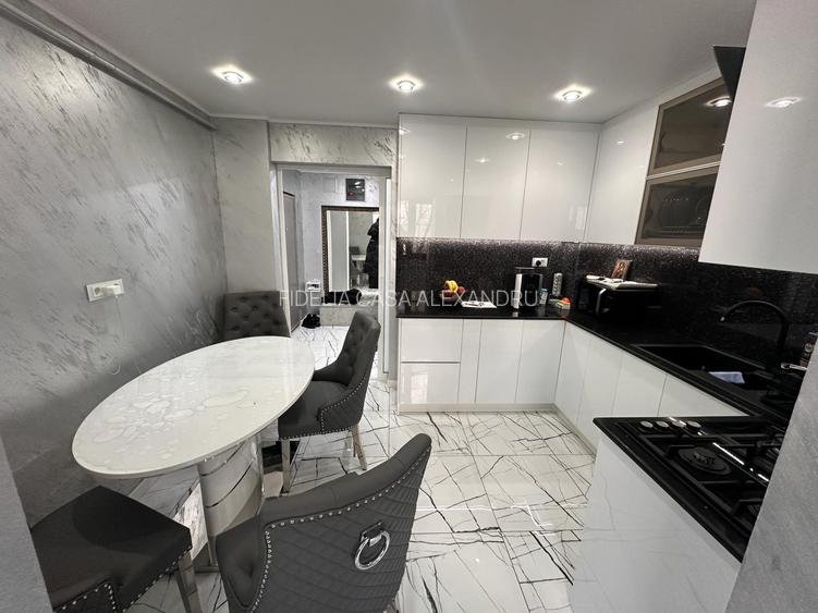 Apartament 3 camere de vanzare Dacia - 8