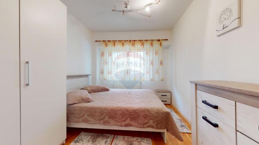De închiriat: Apartament 3 camere – Str. Nicopole, Brașov