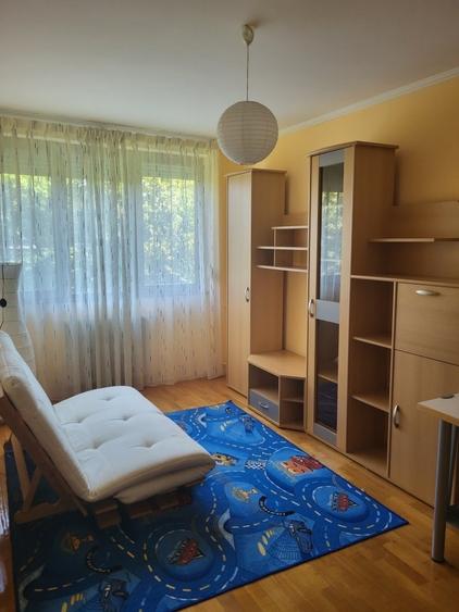Apartament 3 camere de închiriat Splaiul Crișanei