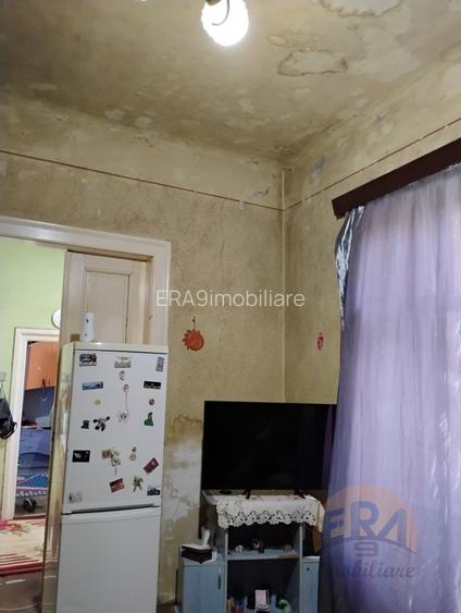 Apartament 2 camere la pret de 1 camera la curte   ,Central, Str. Primariei - 5