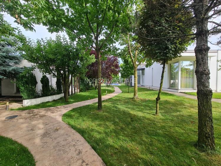 Private Estate lângă București | Vilă, Piscină & Sport Court - 32