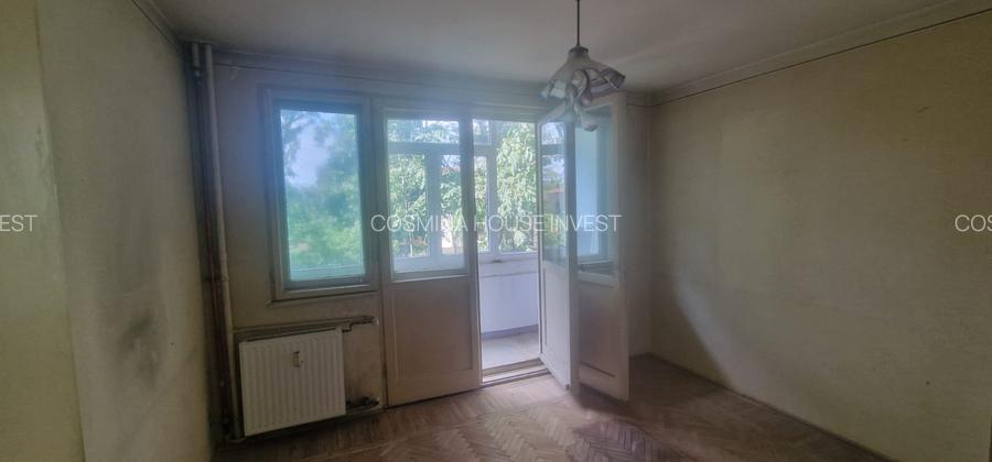 Se vinde in Nord apartament 3 camere etaj 1/9,pret 68000 euro negociabil.