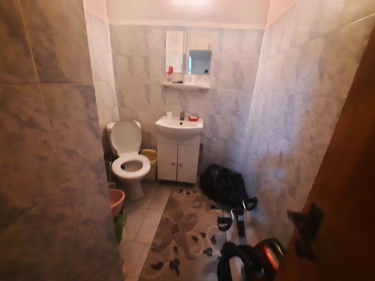 VANZARE 3 CAM MILITARI PIATA GORJULUI