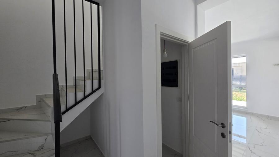 Duplex 5 camere | 3 bai | teren 320 mp – Dumbravita, constructie 2026