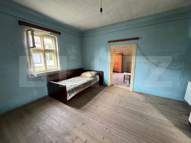 Casă săsească, 3 camere, 700 mp teren, Sebeș