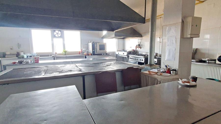 Afacere/Restaurant -Salon evenimente capacitate 600 persoane