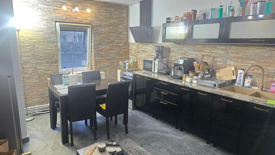 Vand apartament 2 camere decomandat Deva, Decebal (Zamfirescu), parter,mobilat