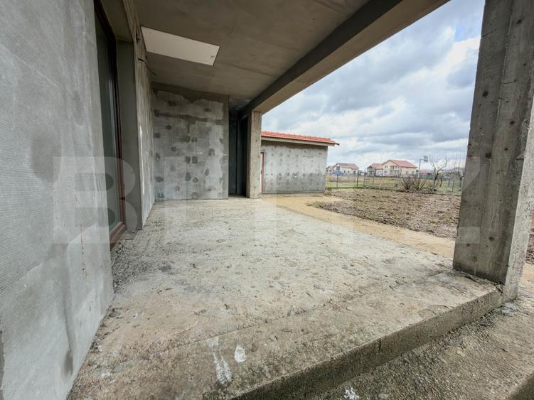 Casa spatioasa 4 camere, parcare, curte 2000 mp