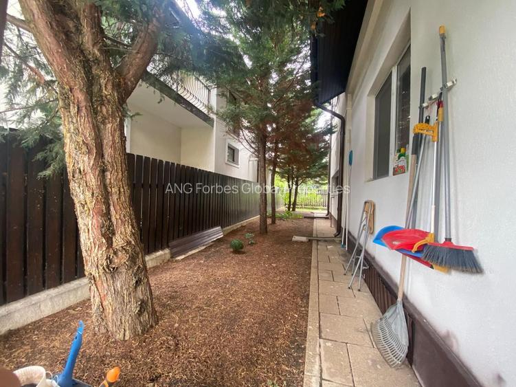 Refugiu elegant cu piscină privată în inima Iancu Nicolae - 23