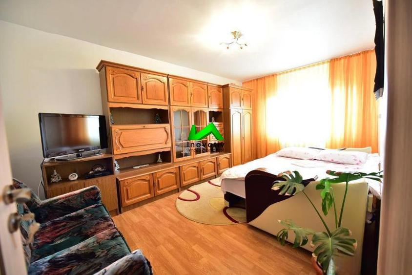 Apartament de inchiriat 3 camere Vasile Aaron