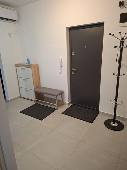 2 Camere, decomandat, balcon, mobilat/utilat, PARCARE INCLUSA, 5 minute Metrou