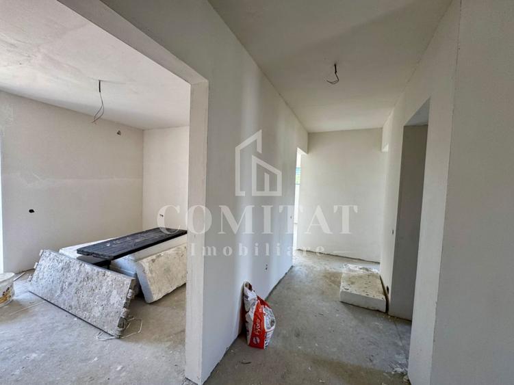 Casă de tip duplex de vânzare | 4 camere | Zona Auchan - Iris