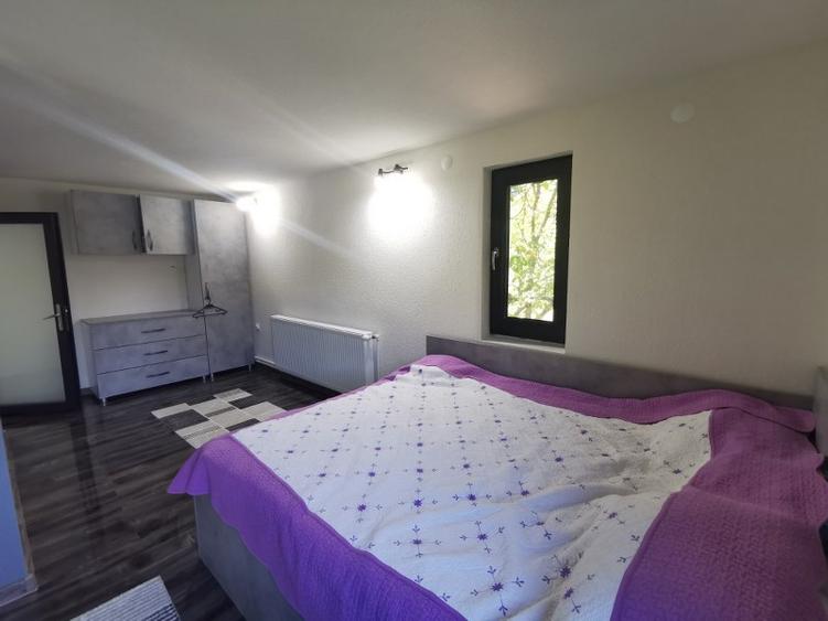 Vila moderna de vanzare in Nistoresti – Breaza 1900 mp teren