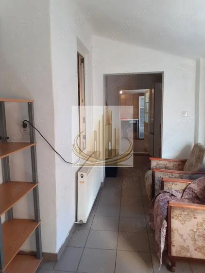 Casa de vanzare 3 apartamente zona Lipovei
