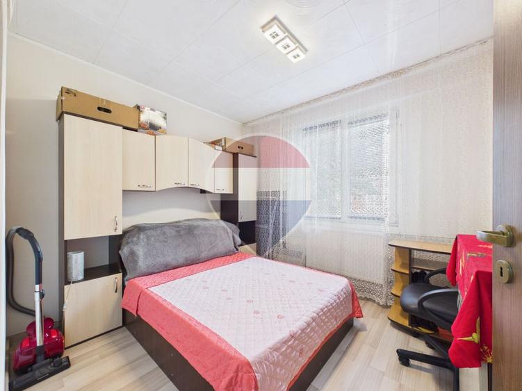 Apartament 3 camere de vanzare Rahova-Alexandriei