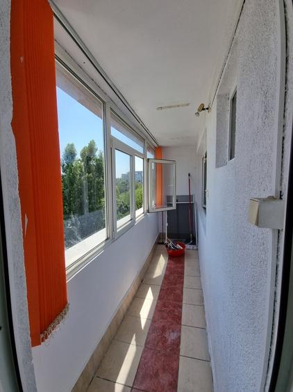 Apartament cu 2 camere de inchiriat in Drumul Taberei/Piata Moghioros