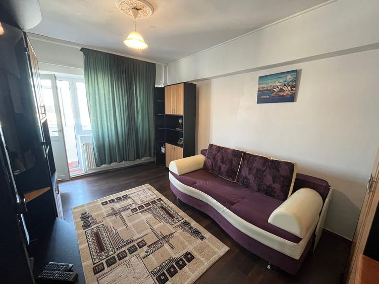 Garsoniera in bloc de apartamente