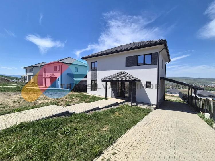 Casa individuala, 4 camere, teren 755 mp-Jucu de sus