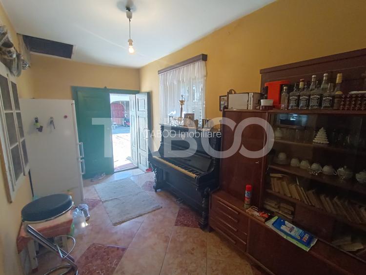 Casa saseasca plina de istorie de vanzare in satul Nou judetul Sibiu - 18