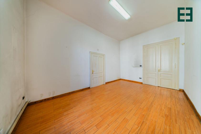 2 Apartamente unificate cu 7 camere - etaj 1  - Arad