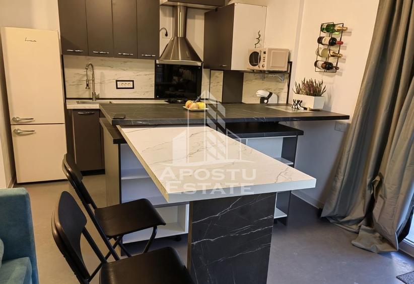 Apartament cu 3 camere de vanzare zona Tipografilor Timisoara