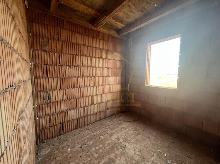 Duplex cu 4 camere | Mosnita Veche | Carrefour