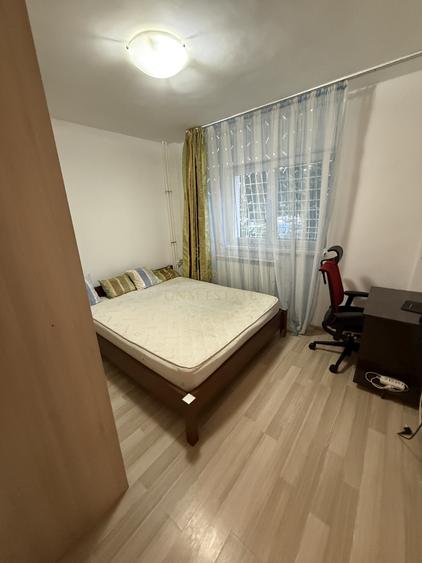 2 Camere Bloc Raebilitat Zona Gorjului