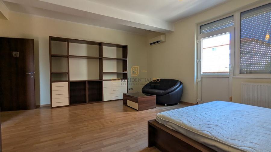 Vila in zona Berceni-Grand Arena, P+1+M, cu 1500 mp teren