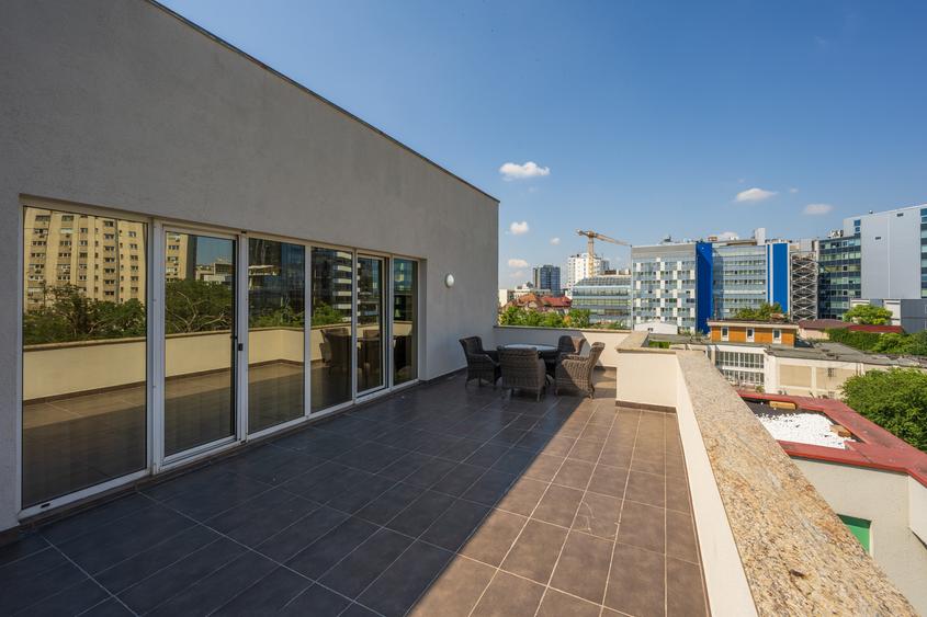 Piata Victoriei - Apartament 4 camere, 168 mp, Sevastopol Residence, bloc 2008