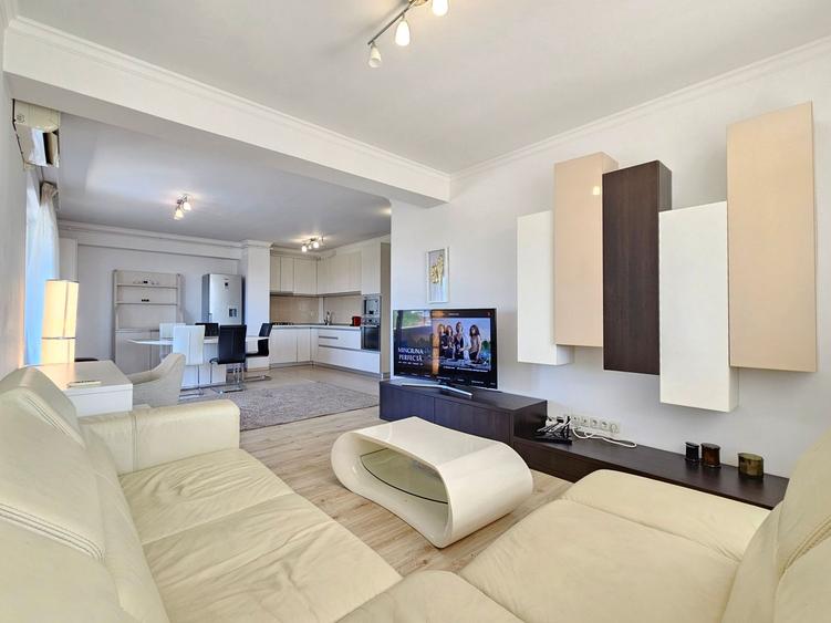 Iancu Nicolae-Apartament tip Penthouse- 150 mp total, cu doua parcari