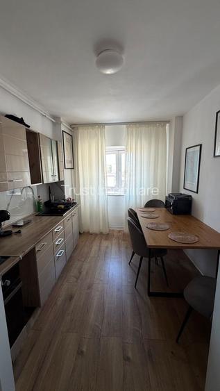 4 Camere l 2 Bai l Str.Zizinului l Boxa