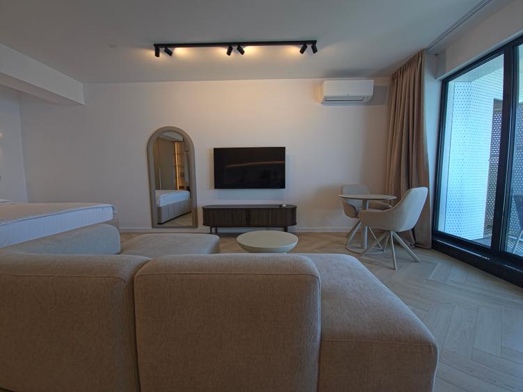 Prima închiriere Studio lux vedere lac parcare subterană Mamaia