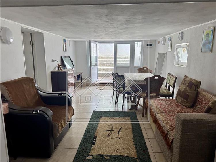 Casa individuala, teren mare, 6 camere, zona Subarini