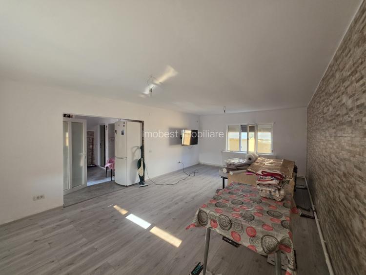 Exclusivitate! Casa P+M înaltă, 4 camere, mobilata, utilata, Valu lui Traian! - 5