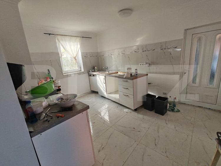 Casa +anexe de vanzare