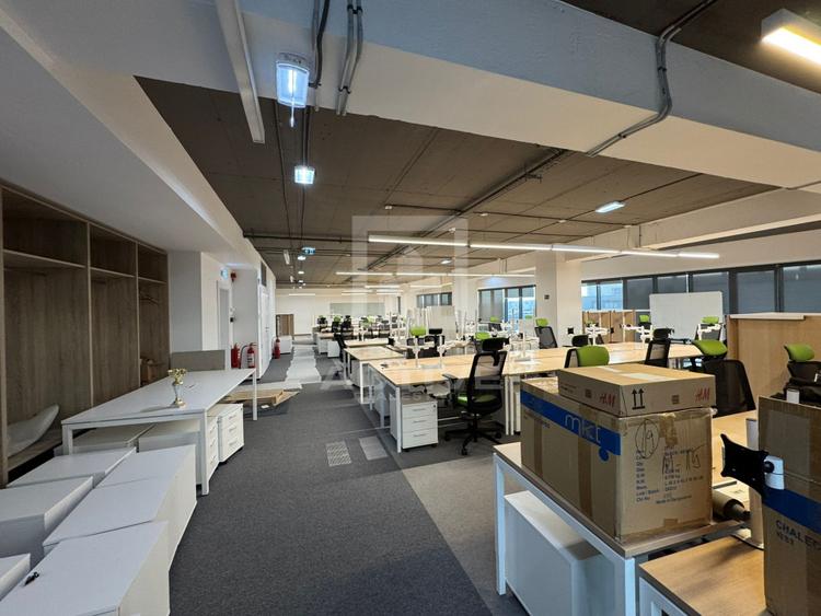 Spatiu pentru birouri / comercial || zona semicentrala
