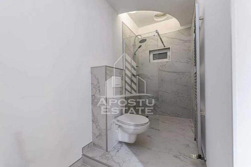 Apartament cu 2 camere, 80 mp utili, zona Ultracentrala