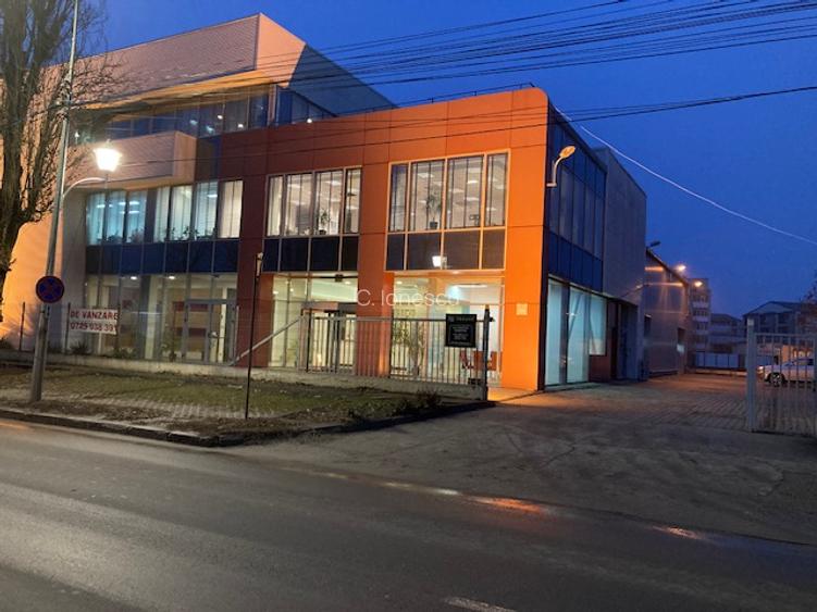 Birouri + depozit, 1532 mp utili, autorizație  ISU, 2001 mp teren, proprietar - 2