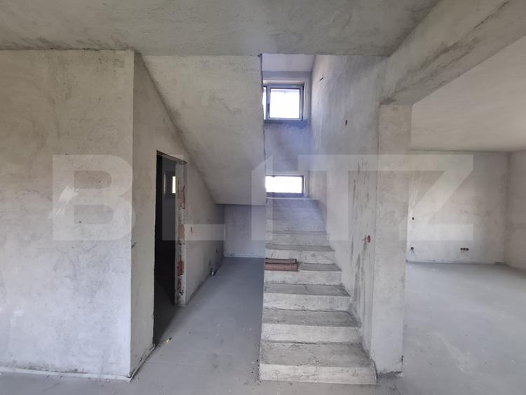 Casa tip duplex, 96 mp, zona Dorolt