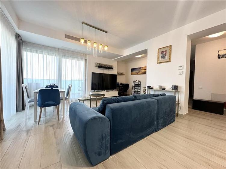 Penthouse cu 4 Camere si Terasa cu Vedere la Mare, Zona Mamaia Nord