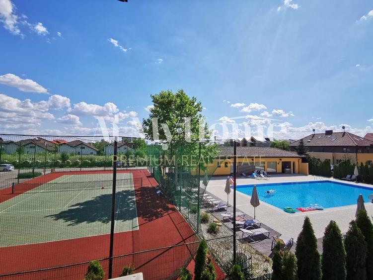 Vila de tip duplex in cartier cu teren de tenis si piscina comuna, Iancu Nicolae