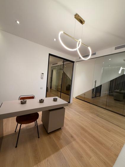 Apartament tip duplex în One Charles de Gaulle,2 parcări incluse,2 terase