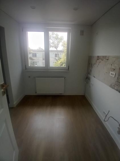 Ap 3 camere Afi Cotroceni etaj 4 Renovat / Anvelopat
